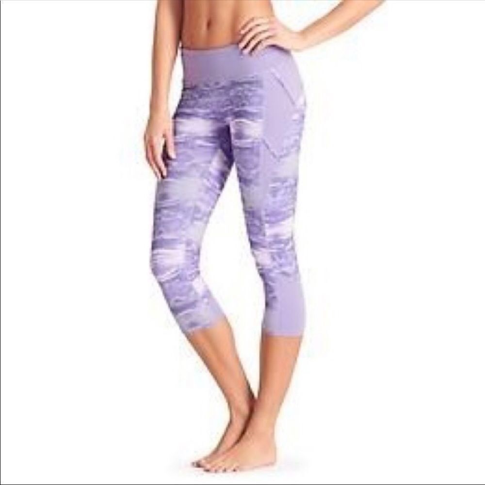 EUC WOMEN’S SMALL ATHLETA LILAC LEGGINGS